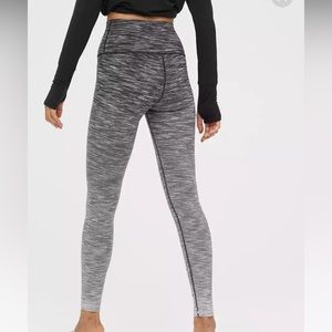 EUC Offline By Aerie The Hugger High Waisted Ombré Leggings - Grey Shadow